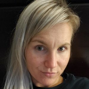 Meet your Posher, Seinead